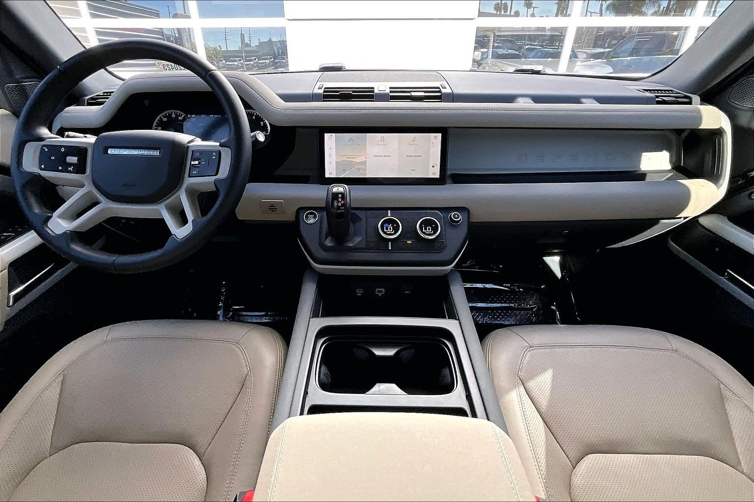 Used 2023 Land Rover Defender 110 SE AWD/4WD image 15