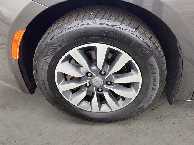 Used 2020 Chrysler Pacifica Touring-L Plus image 14