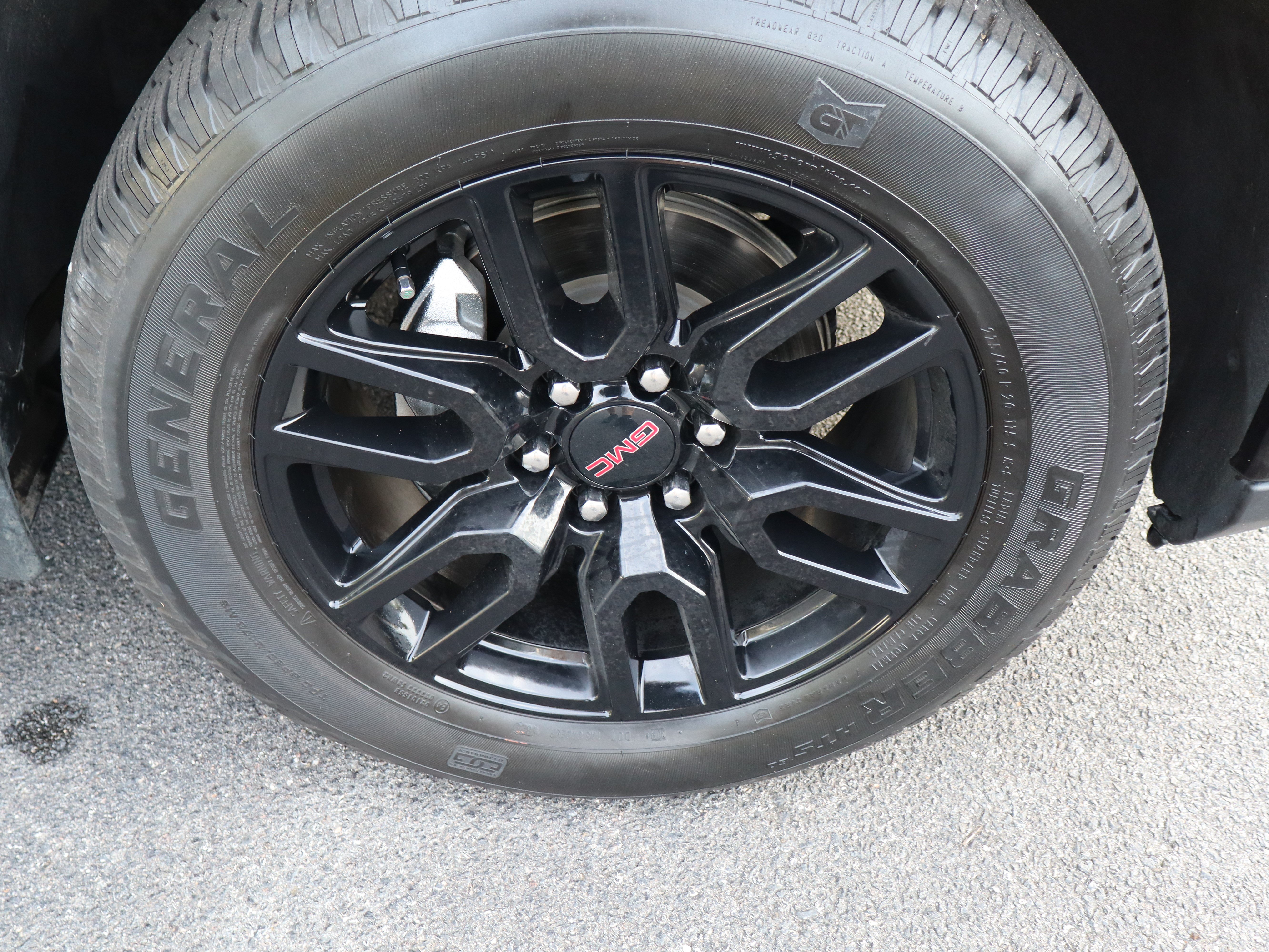 Used 2023 GMC Sierra 1500 Elevation AWD/4WD image 13