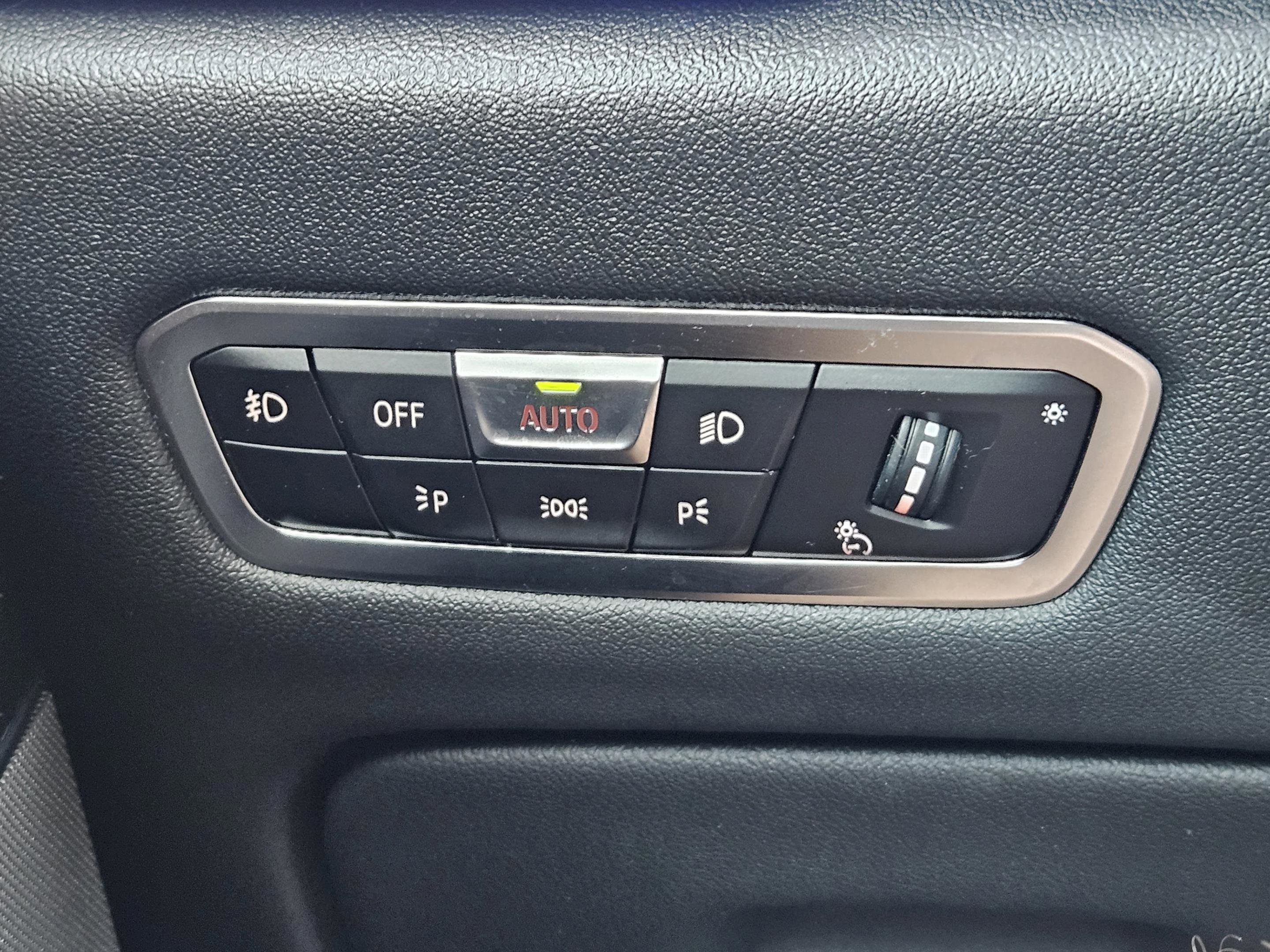 Used 2019 BMW X5 xDrive40i w/ Convenience Package image 24