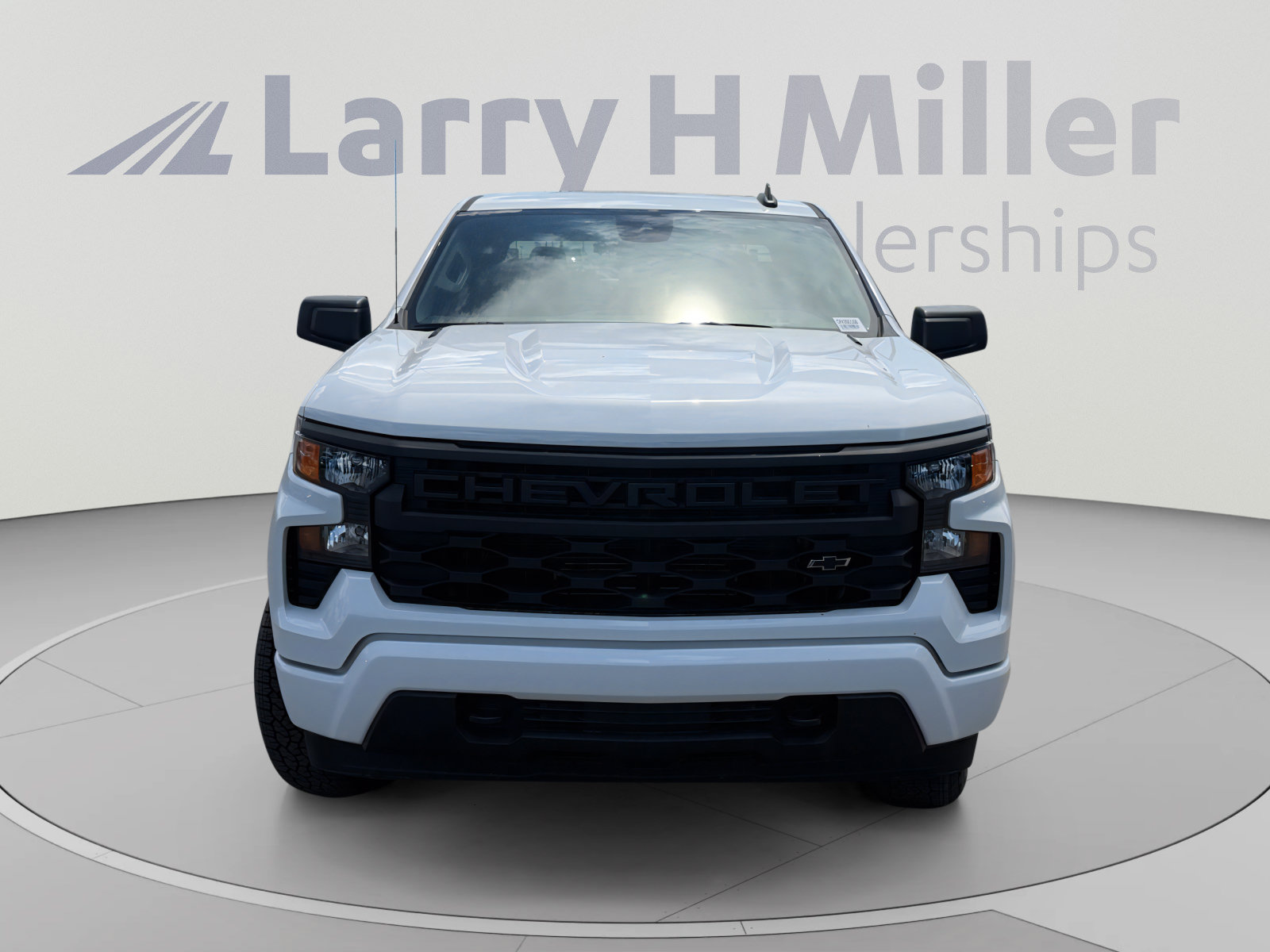 New 2026 Chevrolet Silverado 1500 Custom w/ LPO, Dark Essentials Package AWD/4WD image 8