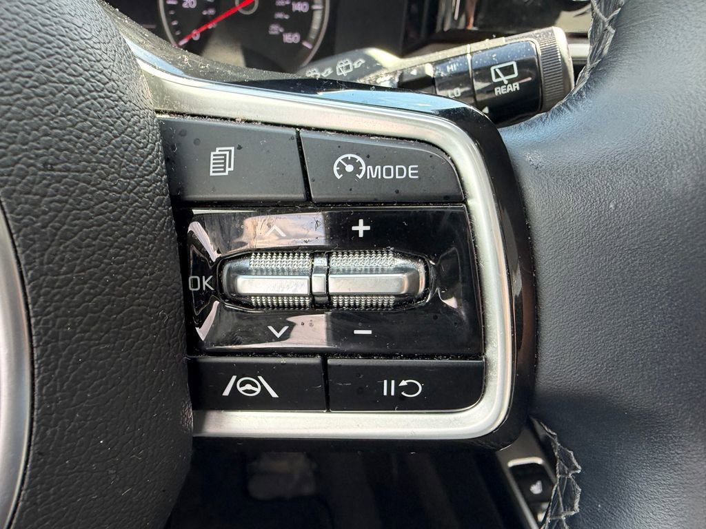 Used 2023 Kia Sorento S w/ Panoramic Sunroof Package image 12