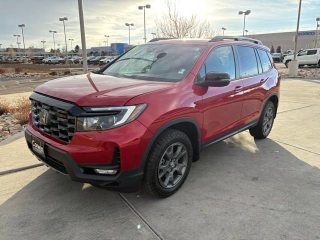Used 2024 Honda Passport TrailSport image 3