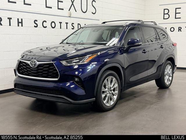 Used 2021 Toyota Highlander Limited FWD image 8