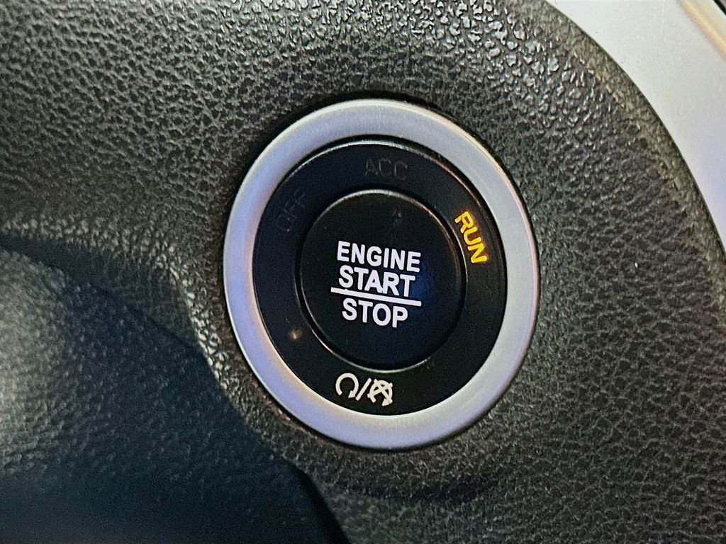 Used 2019 Chrysler 300 Touring w/ Sport Appearance Package image 19