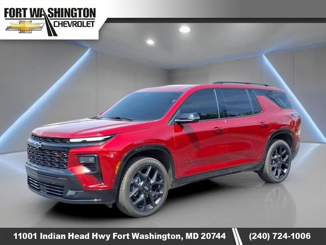 Used 2025 Chevrolet Traverse RS w/ LPO, Floor Liner Package FWD image 8