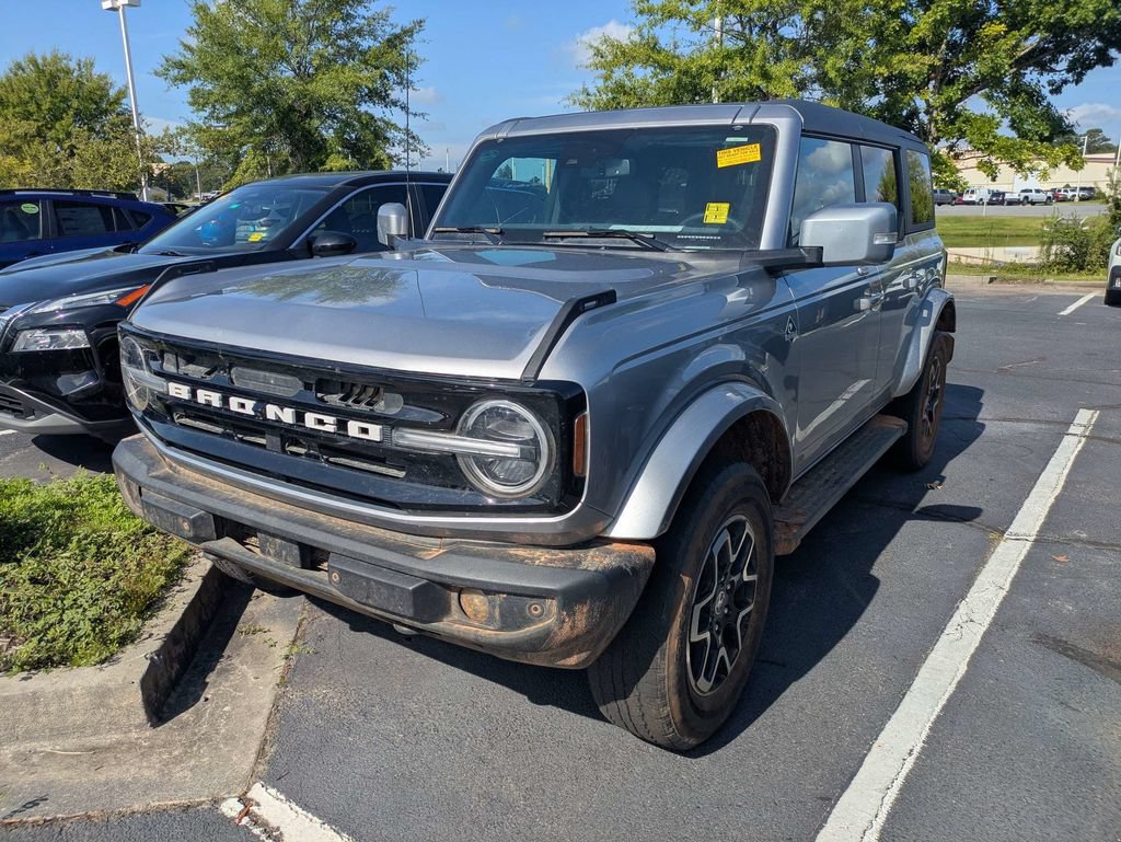 Used 2023 Ford Bronco Outer Banks AWD/4WD image 3