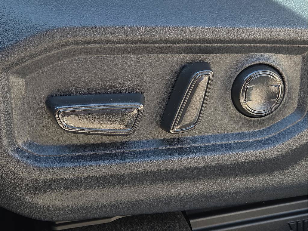 New 2026 Toyota Tundra Limited AWD/4WD image 19