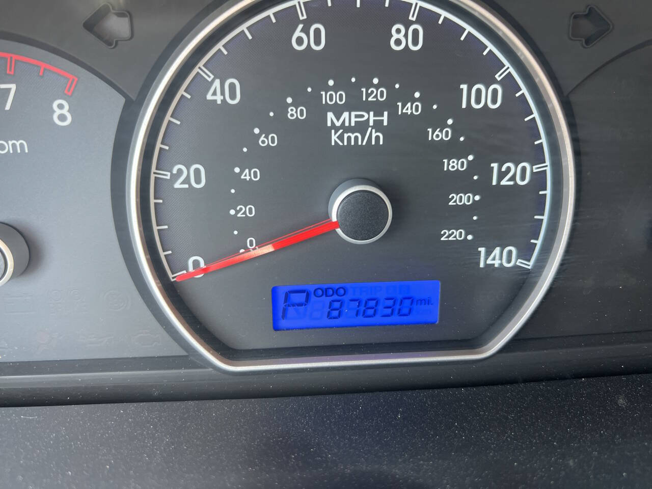 Used 2010 Hyundai Elantra GLS FWD image 18