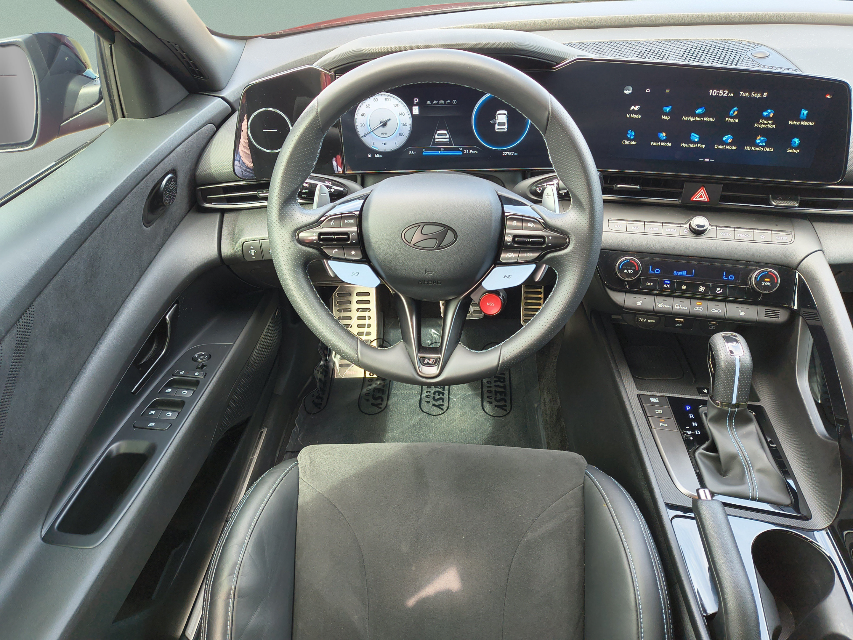 Certified 2025 Hyundai Elantra N FWD image 11
