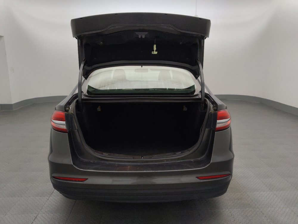 Used 2020 Ford Fusion S FWD image 29