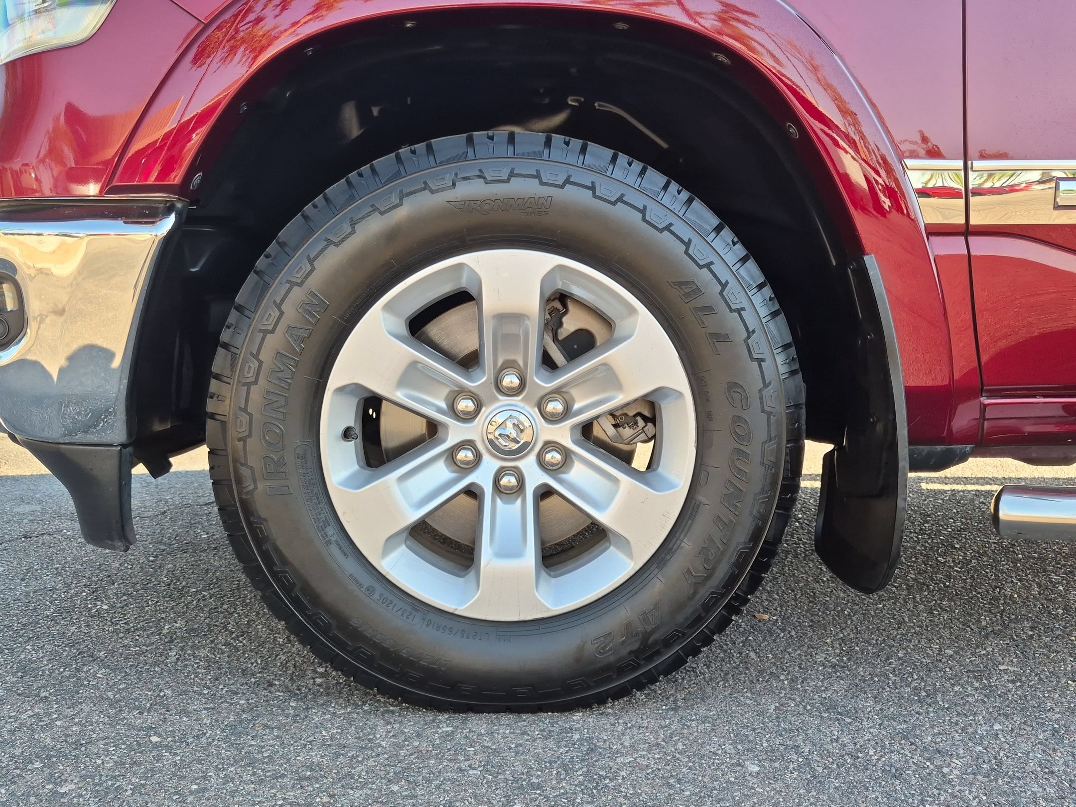 Used 2020 RAM 1500 Laramie RWD image 10