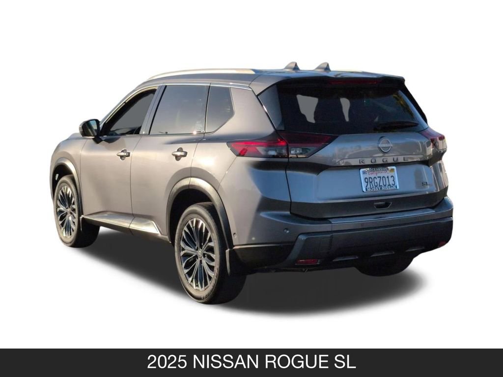 Certified 2025 Nissan Rogue SL w/ Tech Package FWD image 9