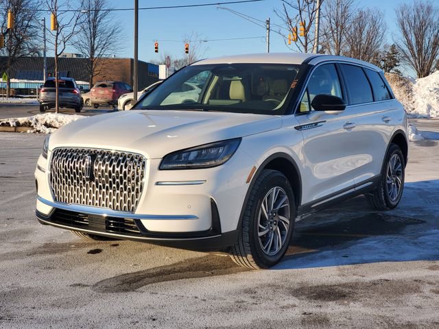 Certified 2024 Lincoln Corsair AWD w/ Equipment Group 101A image 2