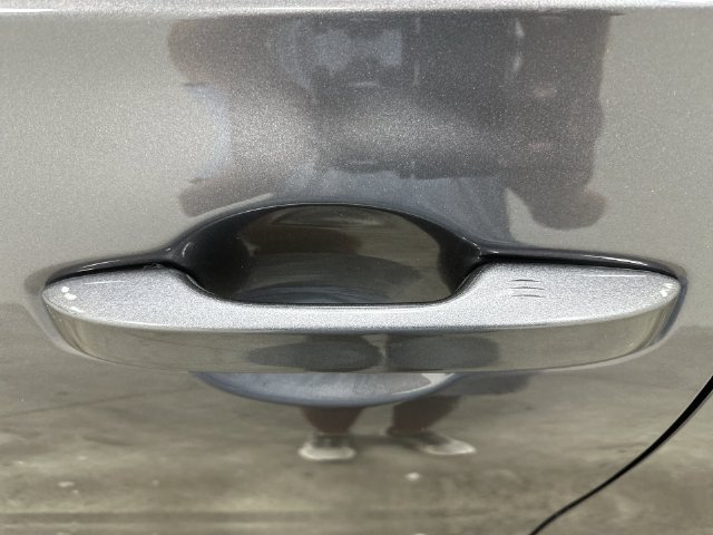 Used 2024 Honda HR-V EX-L image 11