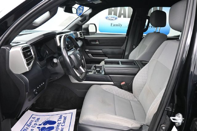 Used 2025 Toyota Tundra SR5 AWD/4WD image 11