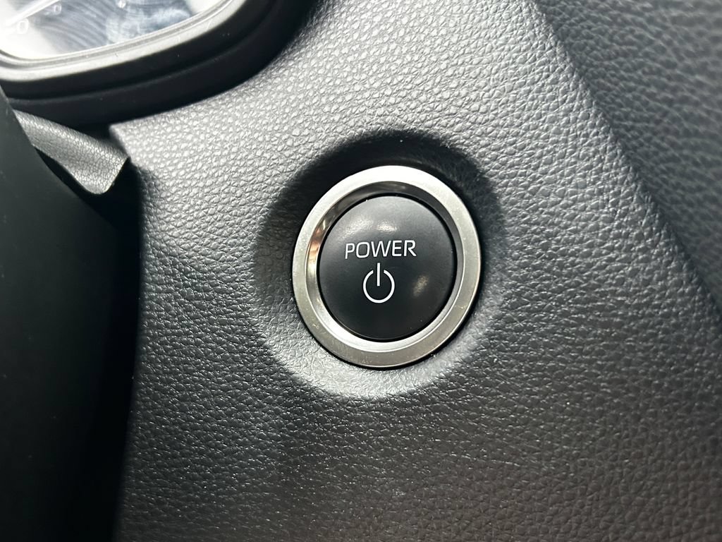 Used 2025 Toyota Corolla SE FWD image 17