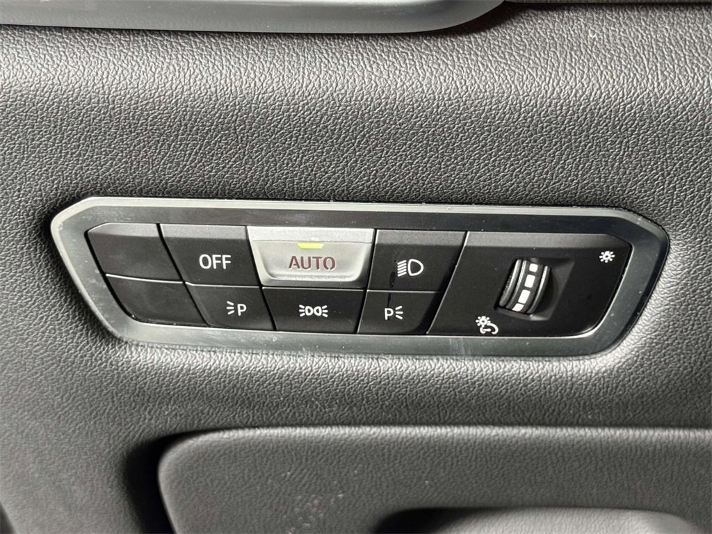 Used 2023 BMW X5 xDrive40i w/ Premium Package image 19