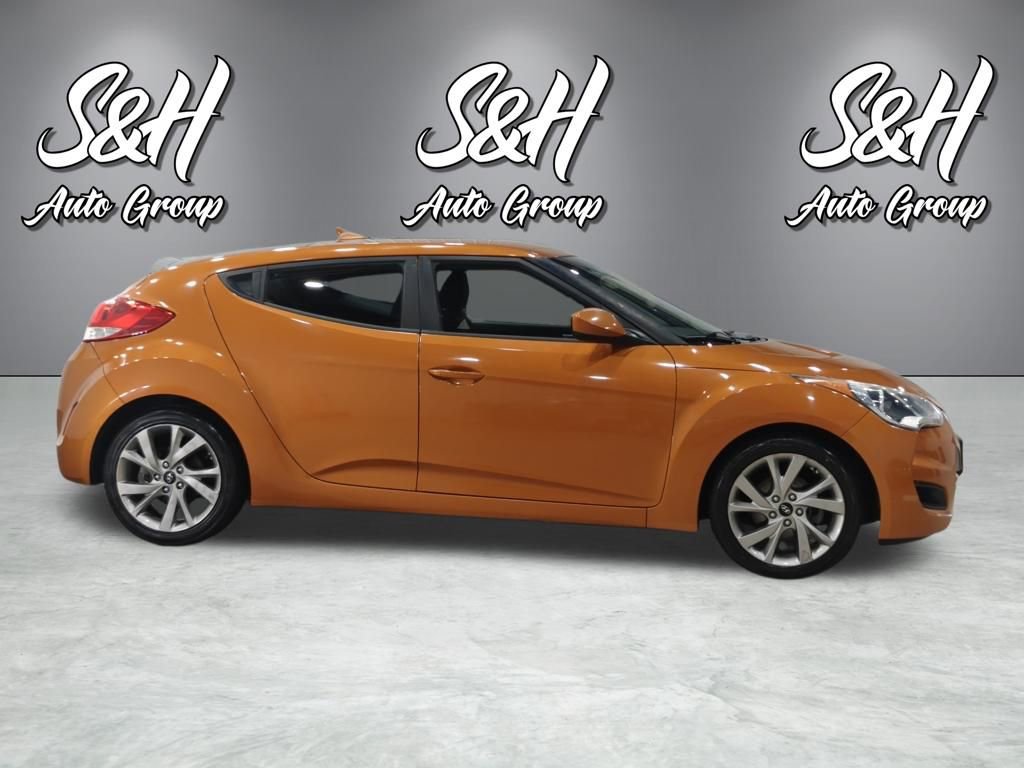 Used 2016 Hyundai Veloster image 24