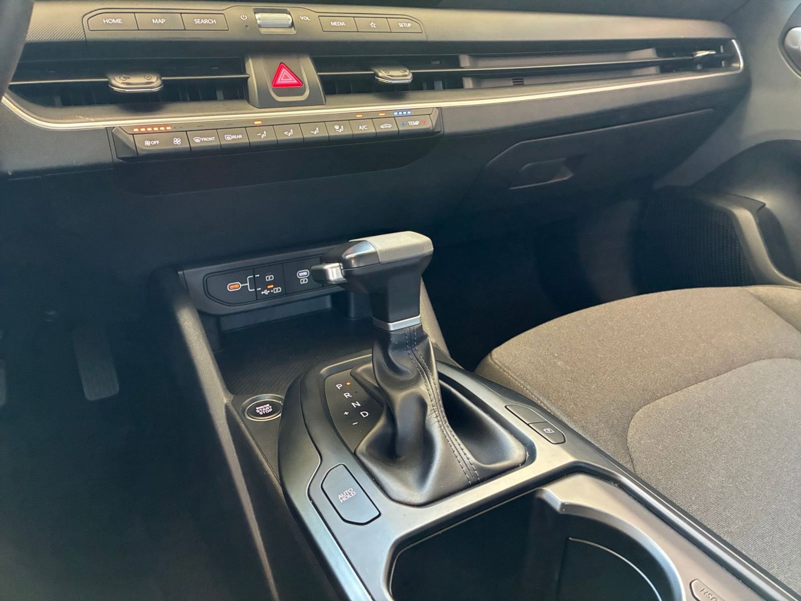 Used 2025 Kia K4 LXS image 41