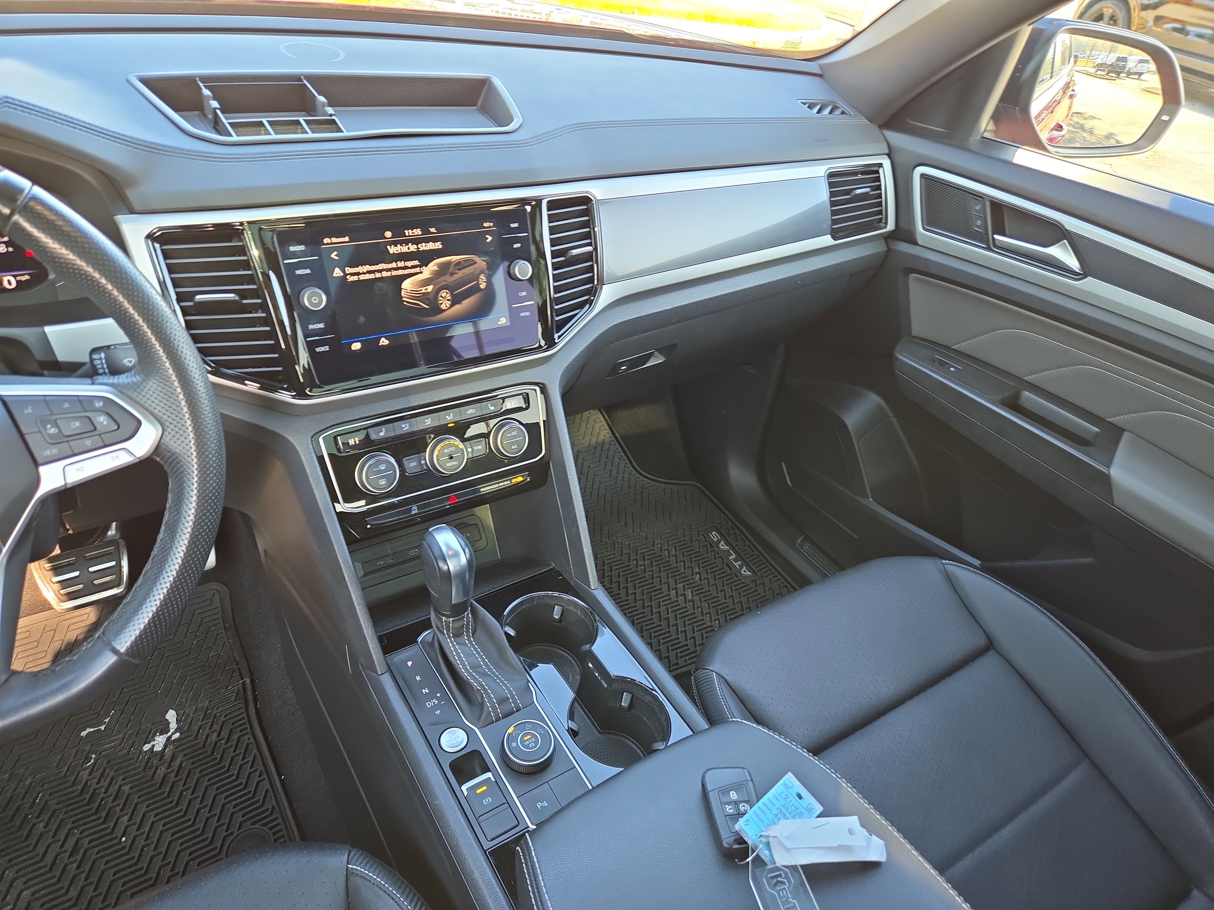 Used 2023 Volkswagen Atlas Cross Sport SEL R-Line image 23