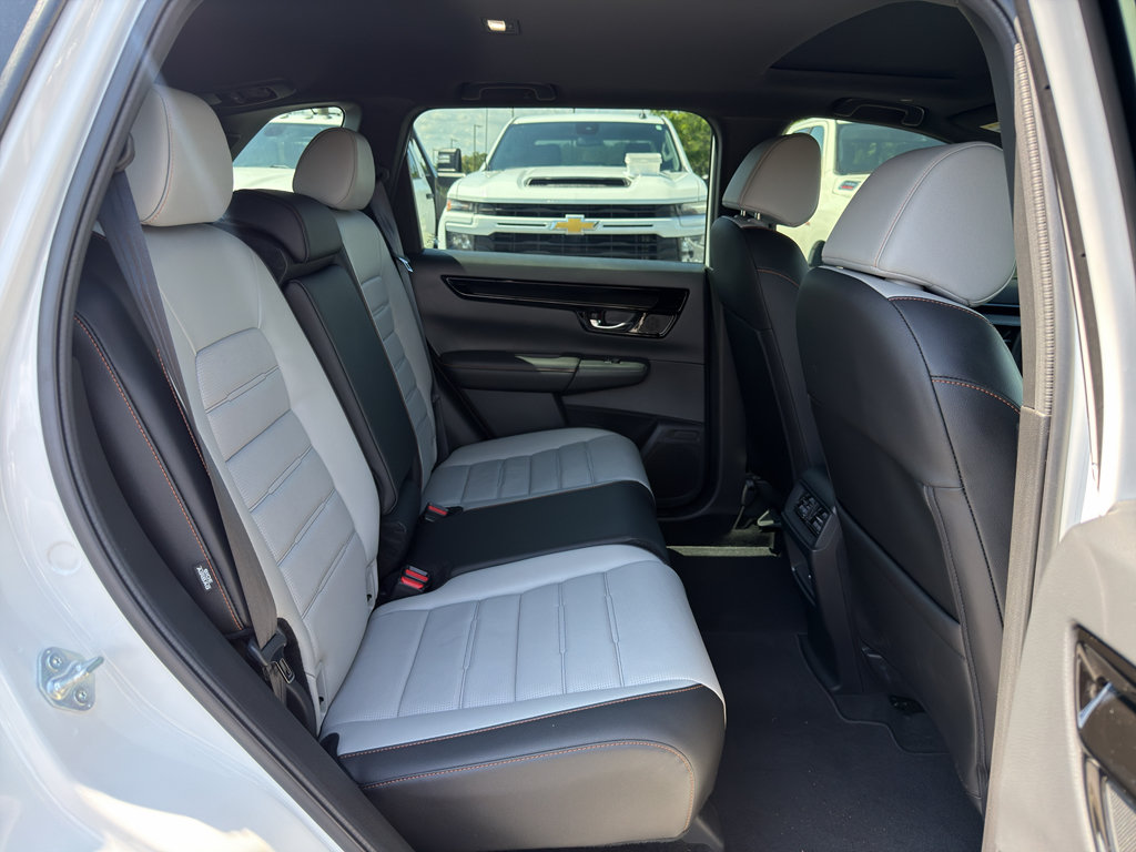 Used 2026 Honda CR-V Sport Touring image 27
