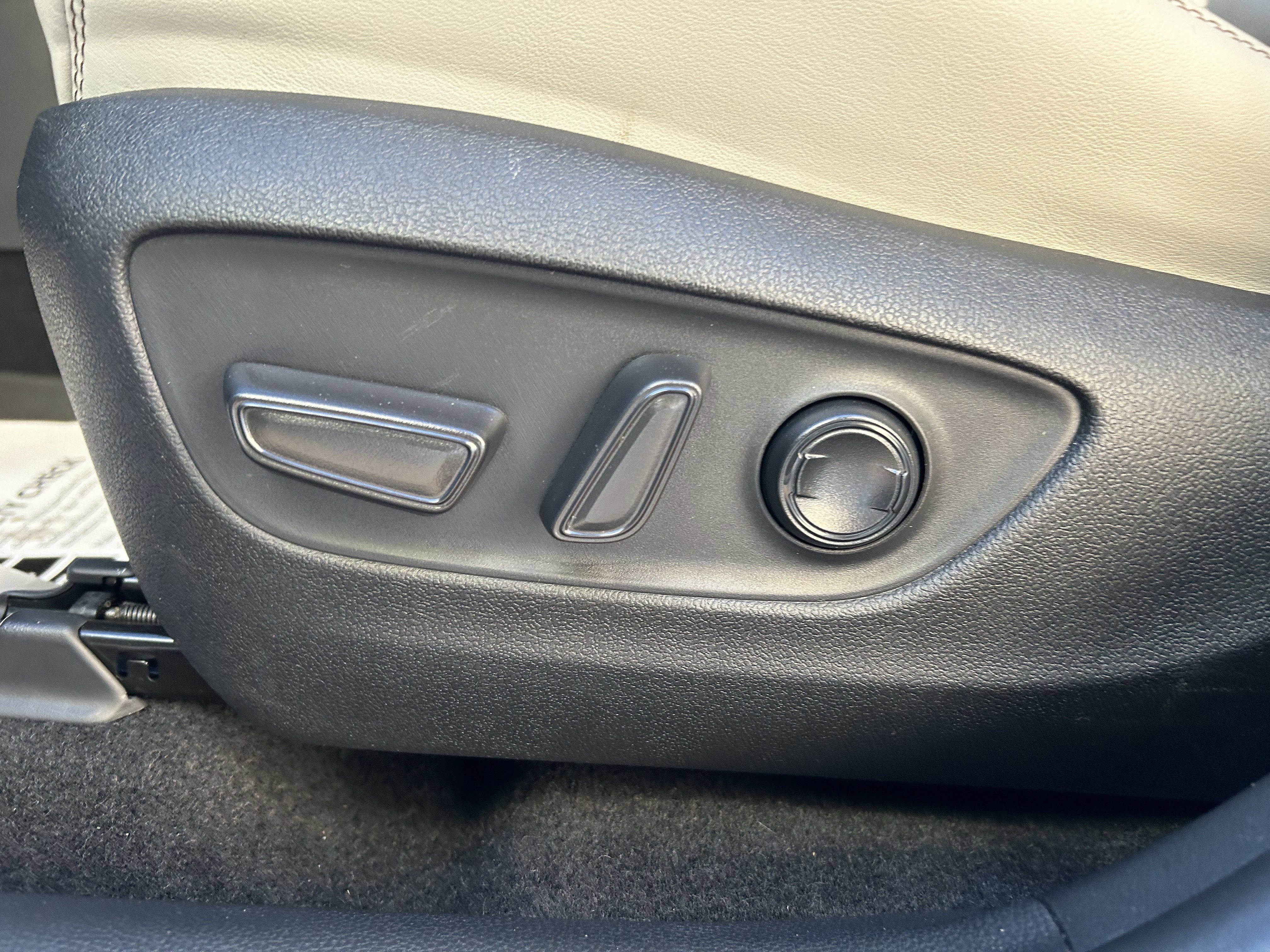 Certified 2023 Toyota RAV4 XLE Premium image 14