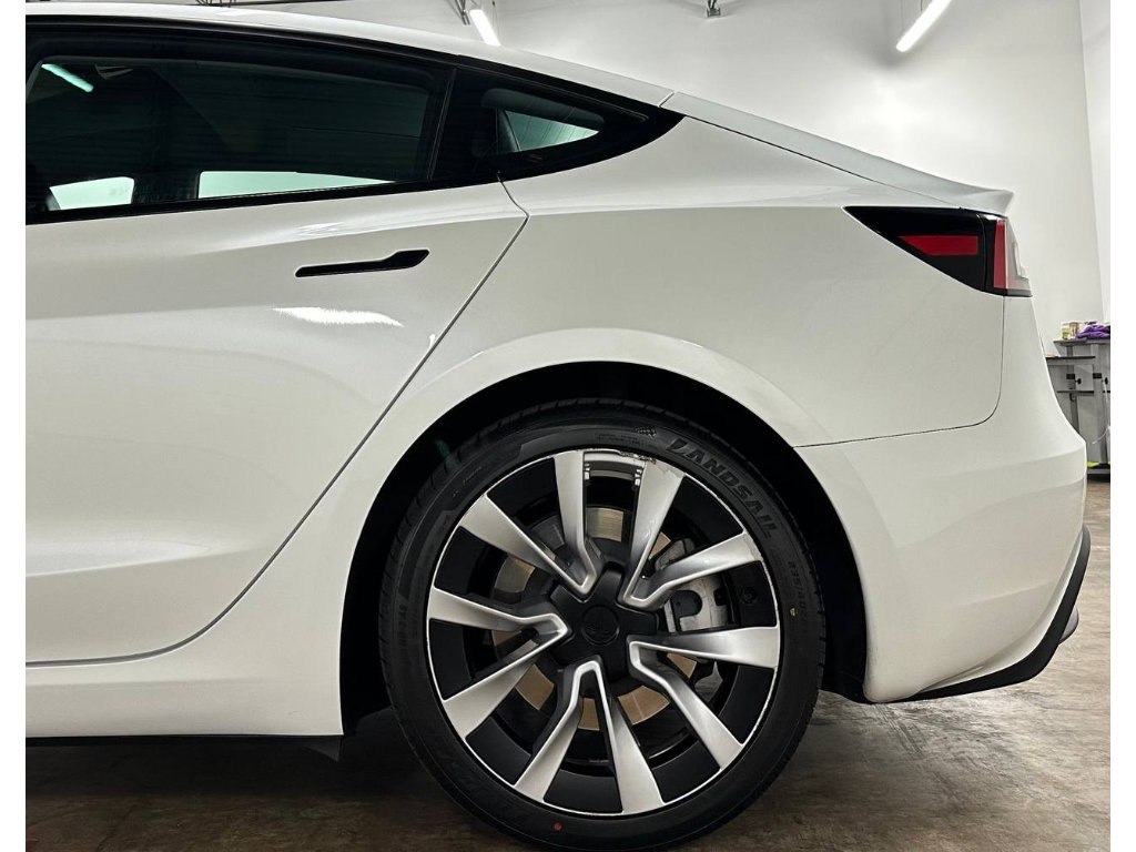 Used 2024 Tesla Model 3 Standard Range RWD image 11