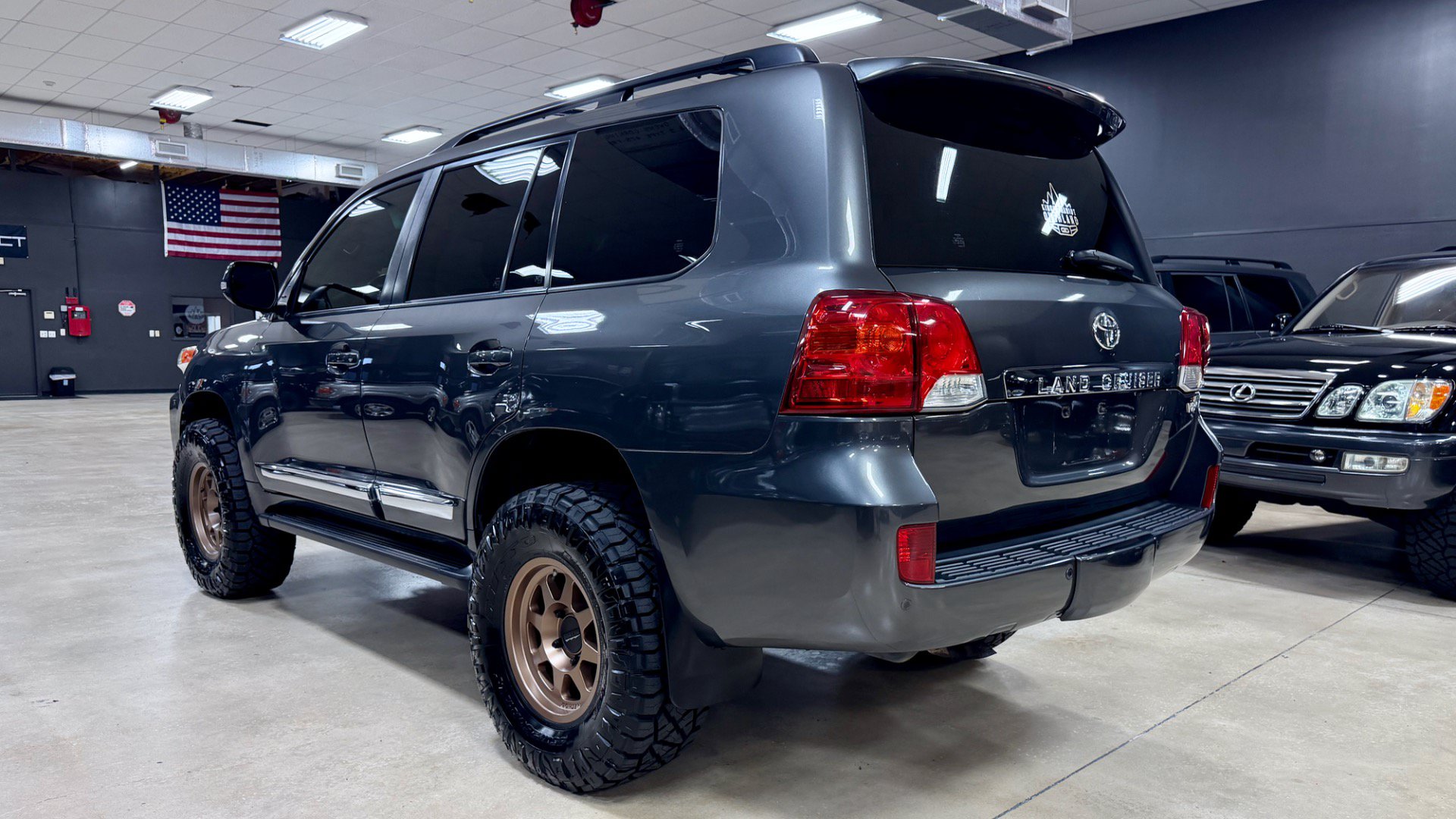 Used 2014 Toyota Land Cruiser AWD/4WD image 9