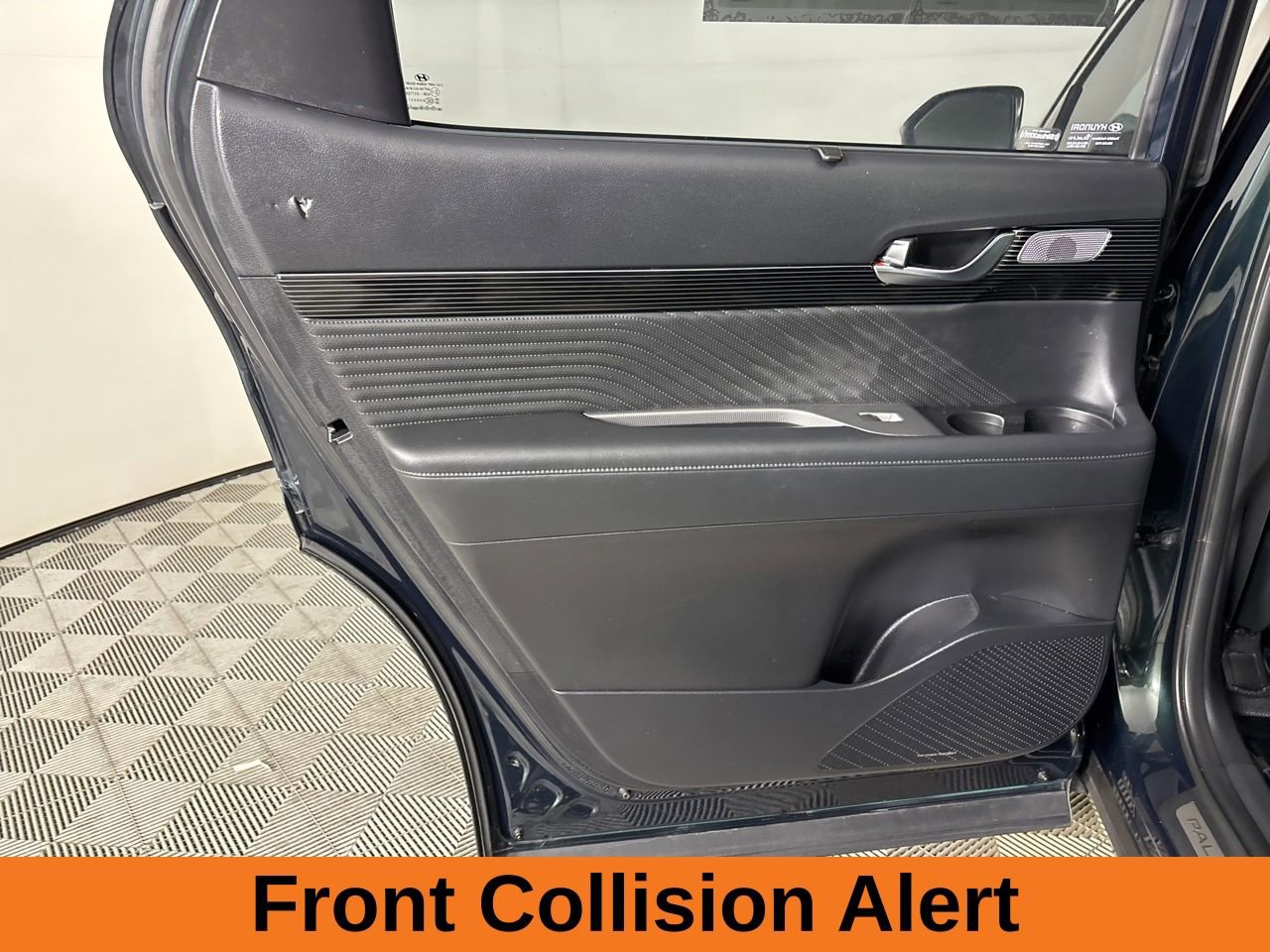 Used 2023 Hyundai Palisade Calligraphy image 21