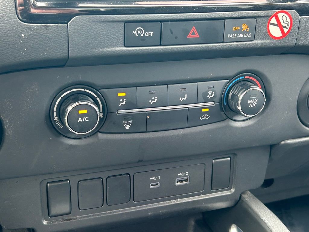 Used 2024 Nissan Frontier SV image 26
