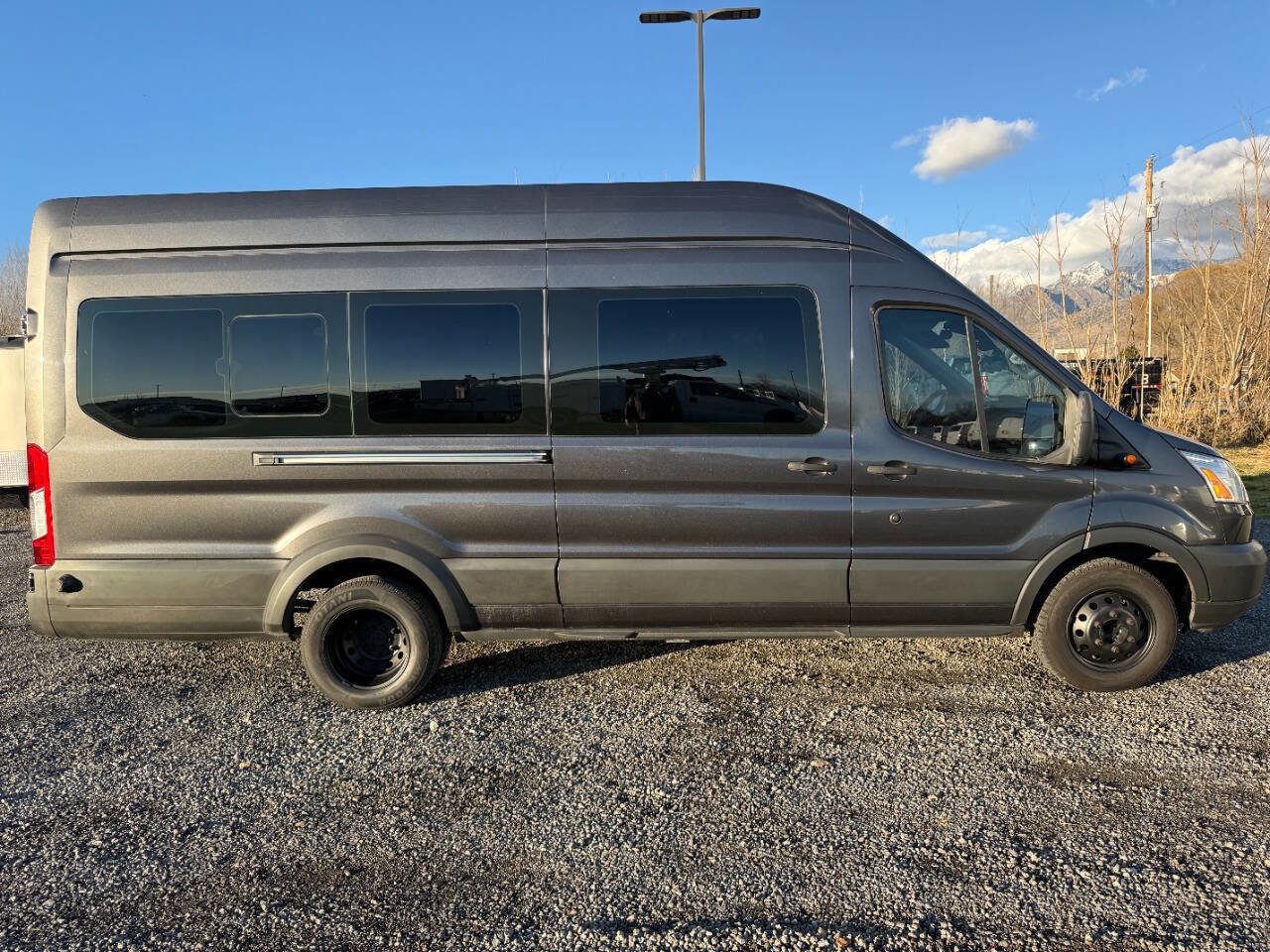 Used 2017 Ford Transit 350 XLT image 2