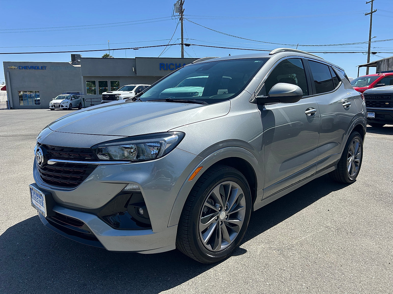 Used 2023 Buick Encore GX Select w/ Sport Touring Package FWD image 7