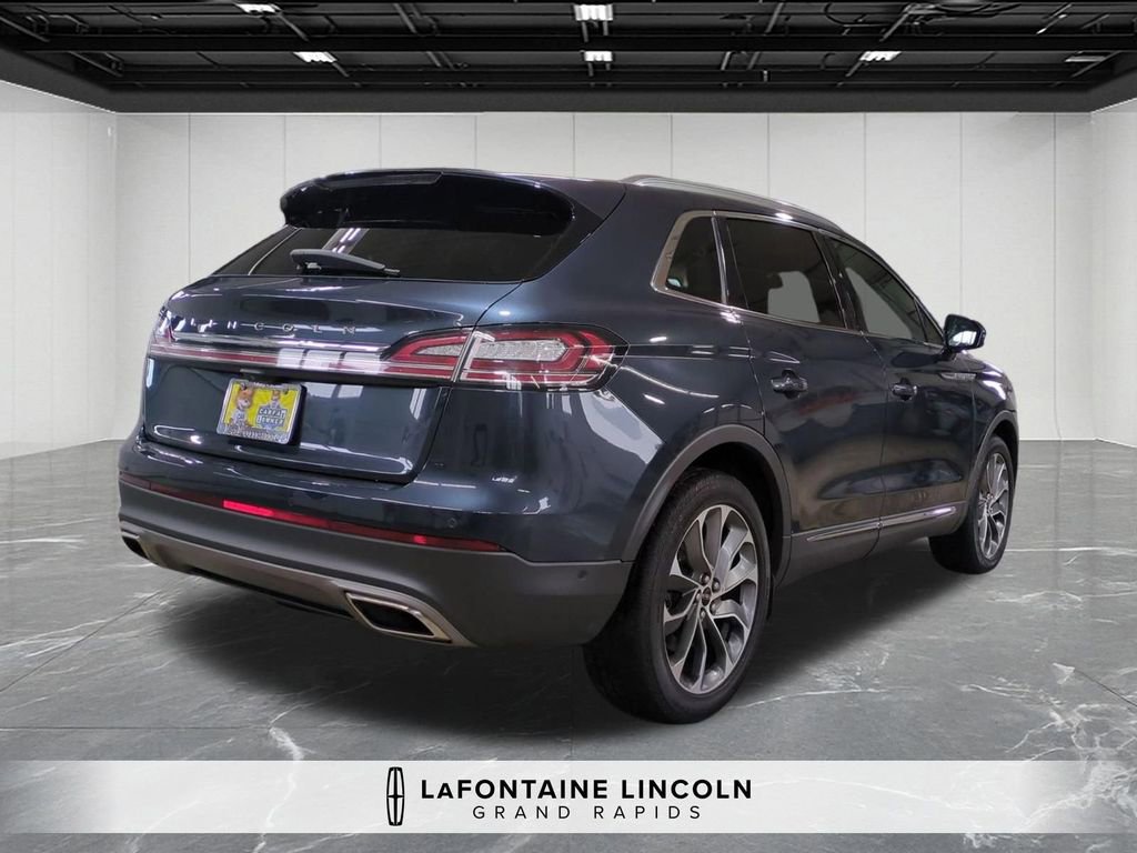 Certified 2021 Lincoln Nautilus Reserve w/ Equipment Group 201A image 5