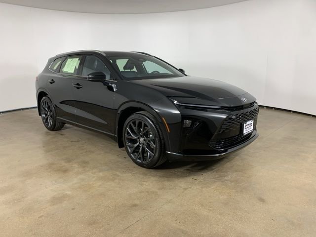 Used 2025 Toyota Crown Signia Limited image 5