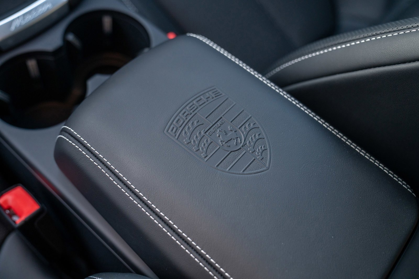 New 2026 Porsche Macan AWD/4WD image 21