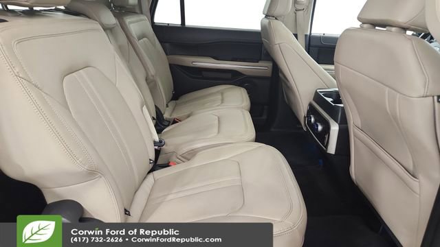 Used 2022 Ford Expedition Max Limited image 27