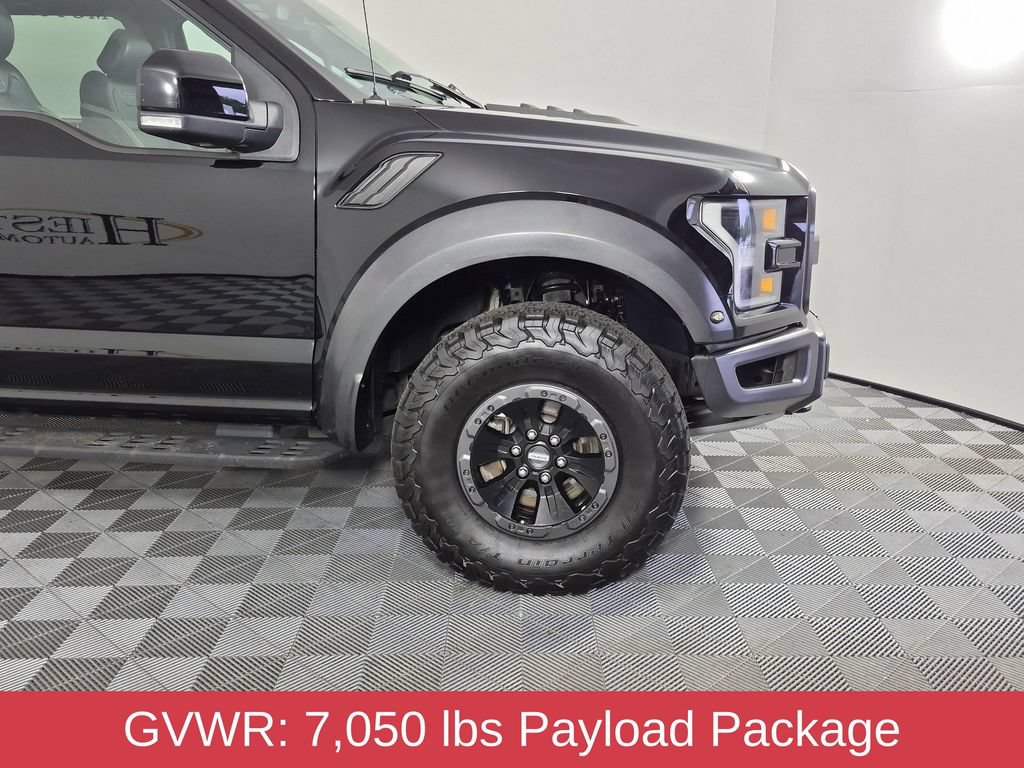Used 2018 Ford F150 Raptor w/ Equipment Group 802A Luxury AWD/4WD image 9
