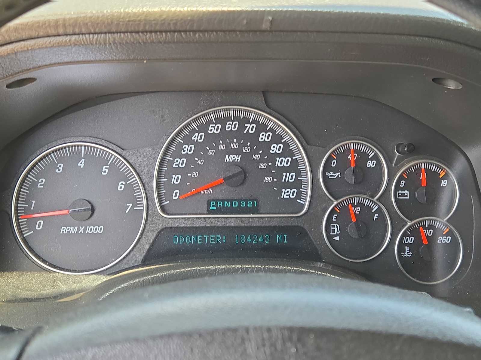 Used 2004 GMC Envoy SLT w/ Preferred Equipment Group AWD/4WD image 25