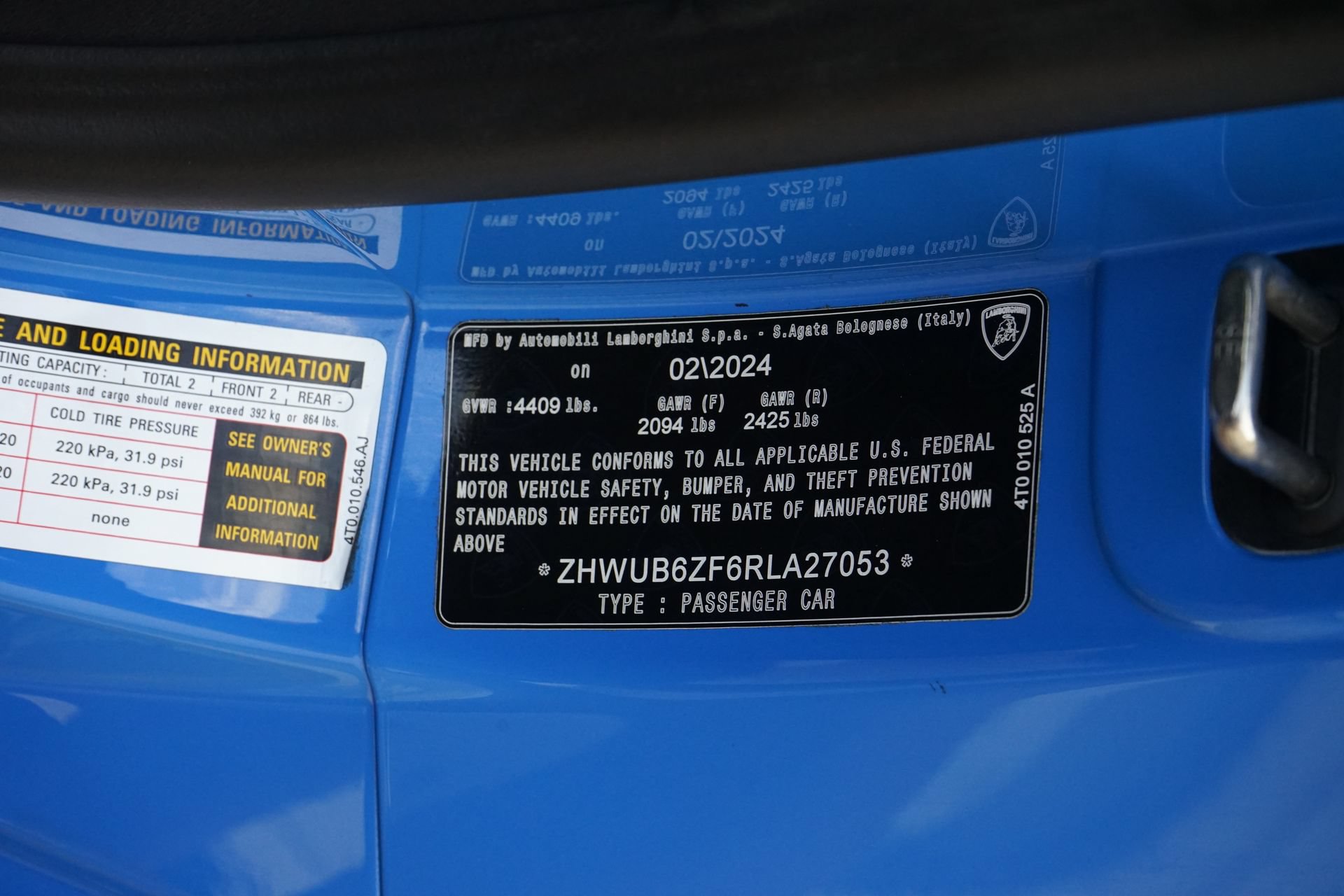 Used 2024 Lamborghini Huracan Tecnica RWD image 32