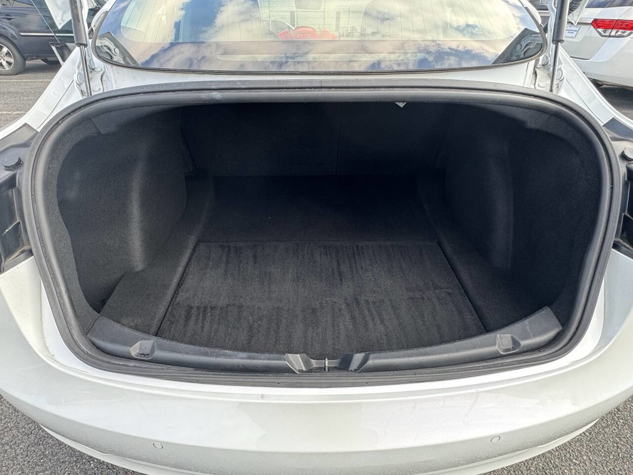 Used 2020 Tesla Model 3 Long Range image 9