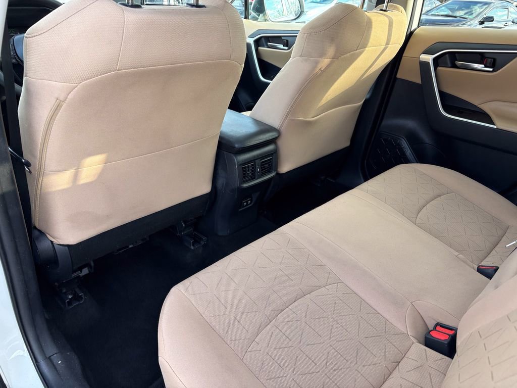 Used 2019 Toyota RAV4 XLE image 43