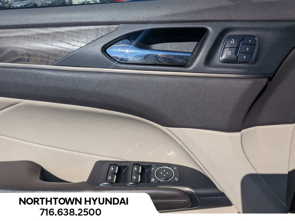 Used 2018 Lincoln MKC Reserve image 32