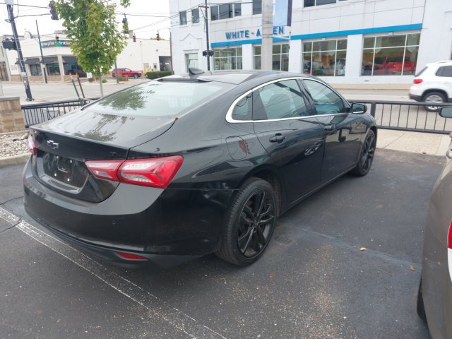 Used 2024 Chevrolet Malibu LT w/ Midnight Edition FWD image 2