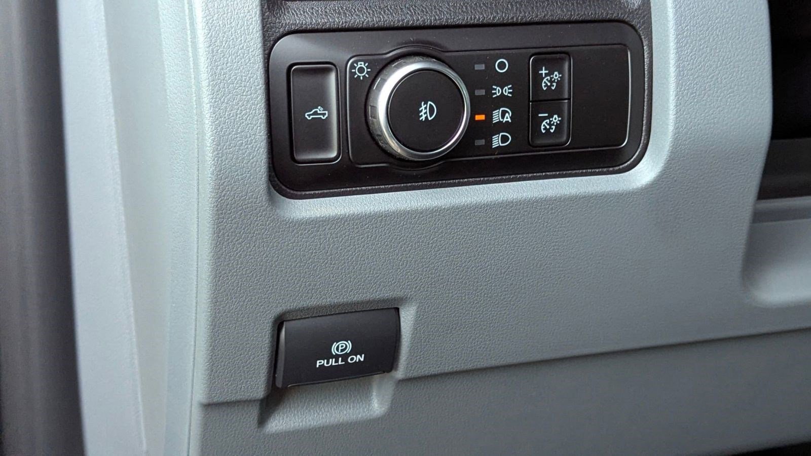 Used 2026 Ford F250 XL w/ STX Appearance Package image 17