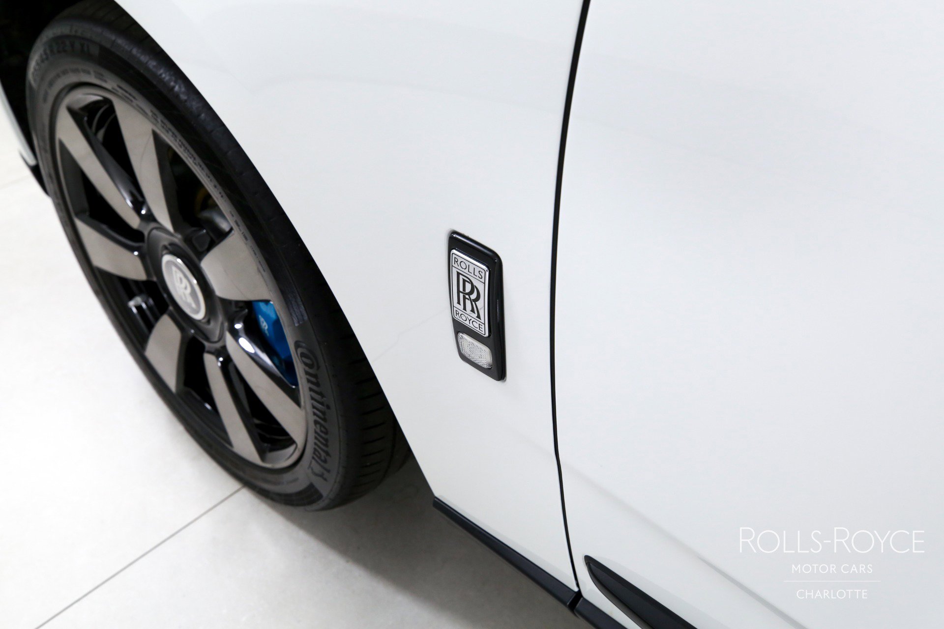 Certified 2023 Rolls-Royce Cullinan w/ Cullinan Package AWD/4WD image 42