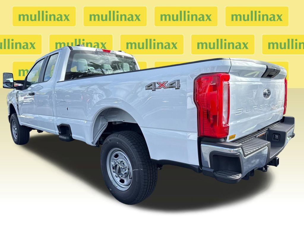 New 2026 Ford F250 XL w/ XL Chrome Package image 4