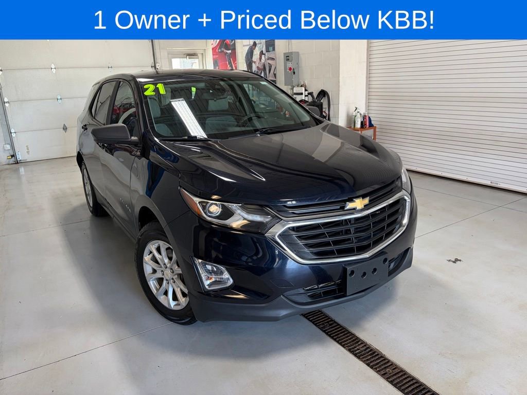 Used 2021 Chevrolet Equinox LS w/ LS Convenience Package AWD/4WD image 2