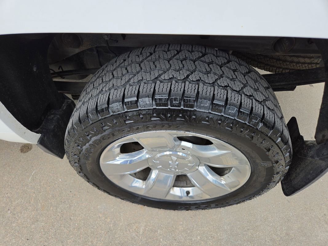 Used 2015 Chevrolet Silverado 1500 LTZ AWD/4WD image 36