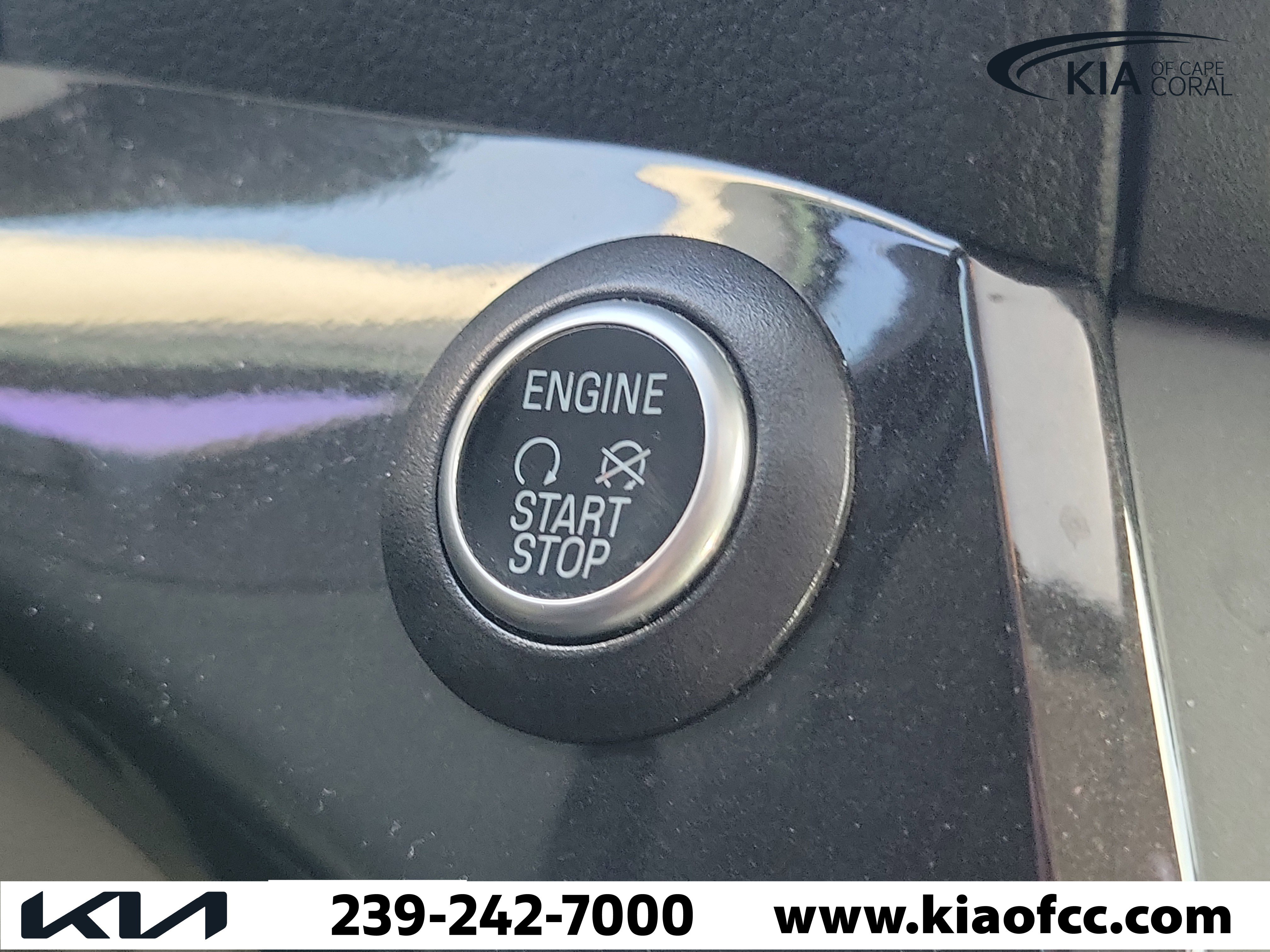 Used 2017 Ford Escape Titanium w/ Equipment Group 301A image 31